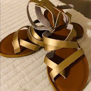 Women’s Sandals NEW never worn!